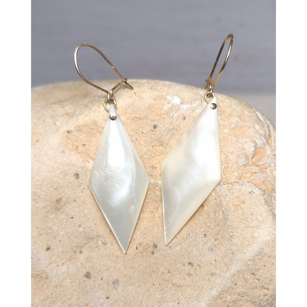 Vintage Mother of Pearl Diamond Shape Dangle Earrings